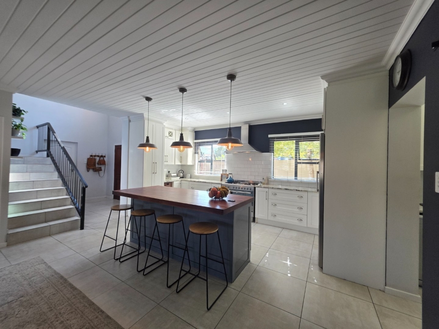3 Bedroom Property for Sale in Melodie North West